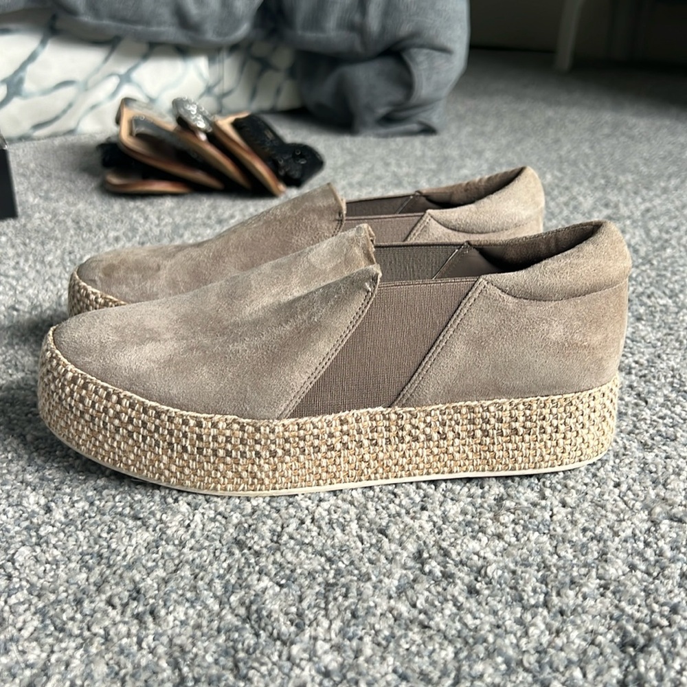 VINCE 6 Women's Wilden Espadrille Suede Platform Loafer